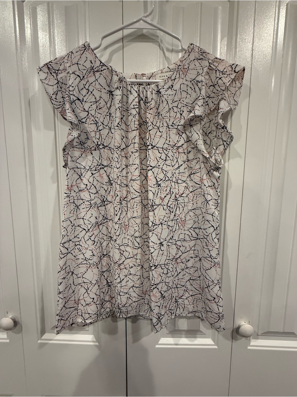 Alex‎ &Lili Lightweight Printed Ruffle-Sleeve Blouse in White with Navy & Coral